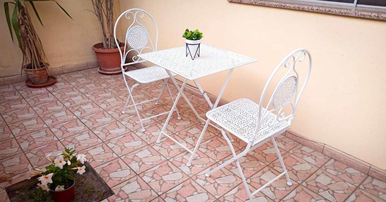 Domumontegrappa - Appartamento Indipendente Con Giardino - Sestu Exterior foto